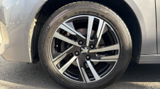 Peugeot 208 1.2 PureTech 100 Allure Premium 5dr EAT8 Petrol Hatchback